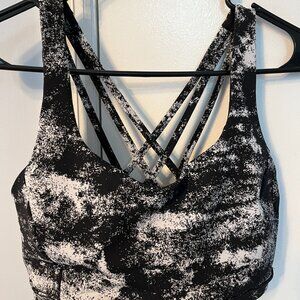 Lululemon Free to be Serene Bra Size 12 Misted Jacquard Black White EUC